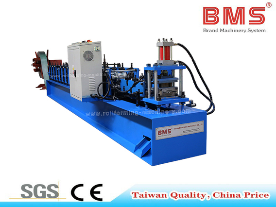 Profesia Galvanizita Ŝtalo Roller Shutter Door Slat Machine 